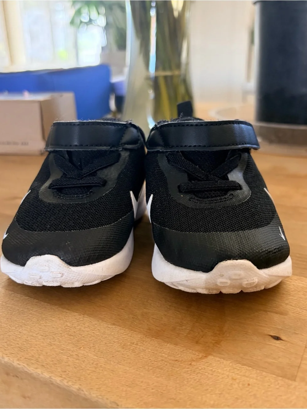 Nike Kids Black and White Velcro Athletic Sneakers 6C